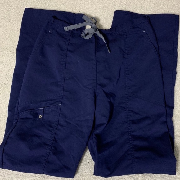 Scrub Set - Picture 2 of 5